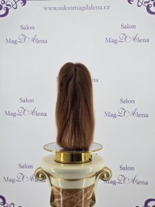 Pěšinka MagDAlena® 3841 30 cm vlasy